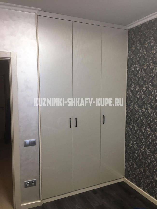 Распашные шкафы Кузьминки