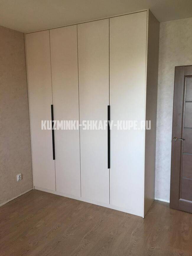 Распашные шкафы Кузьминки