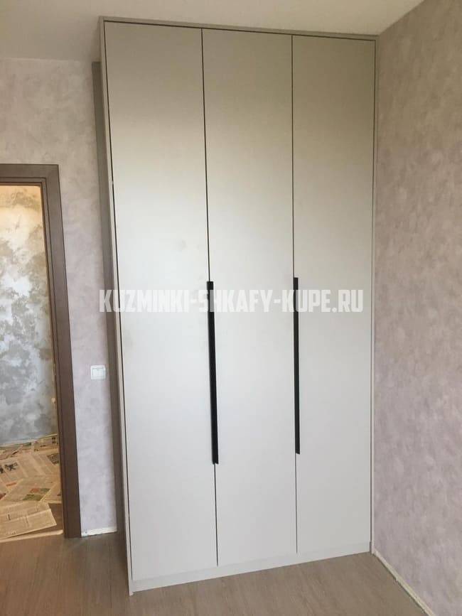 Шкафы в спальню Кузьминки